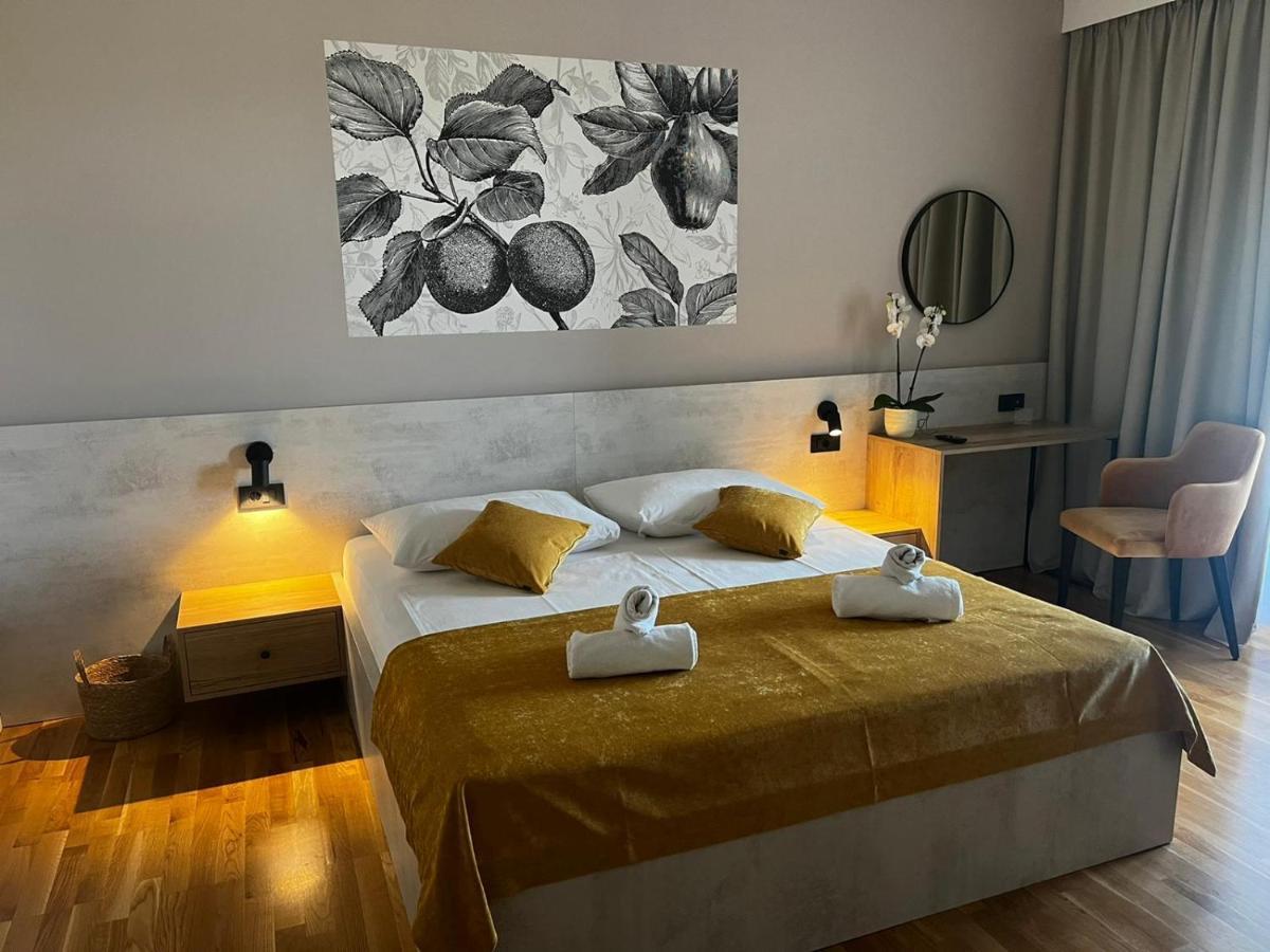 Memori Bed&Breakfast Rab Town Ngoại thất bức ảnh