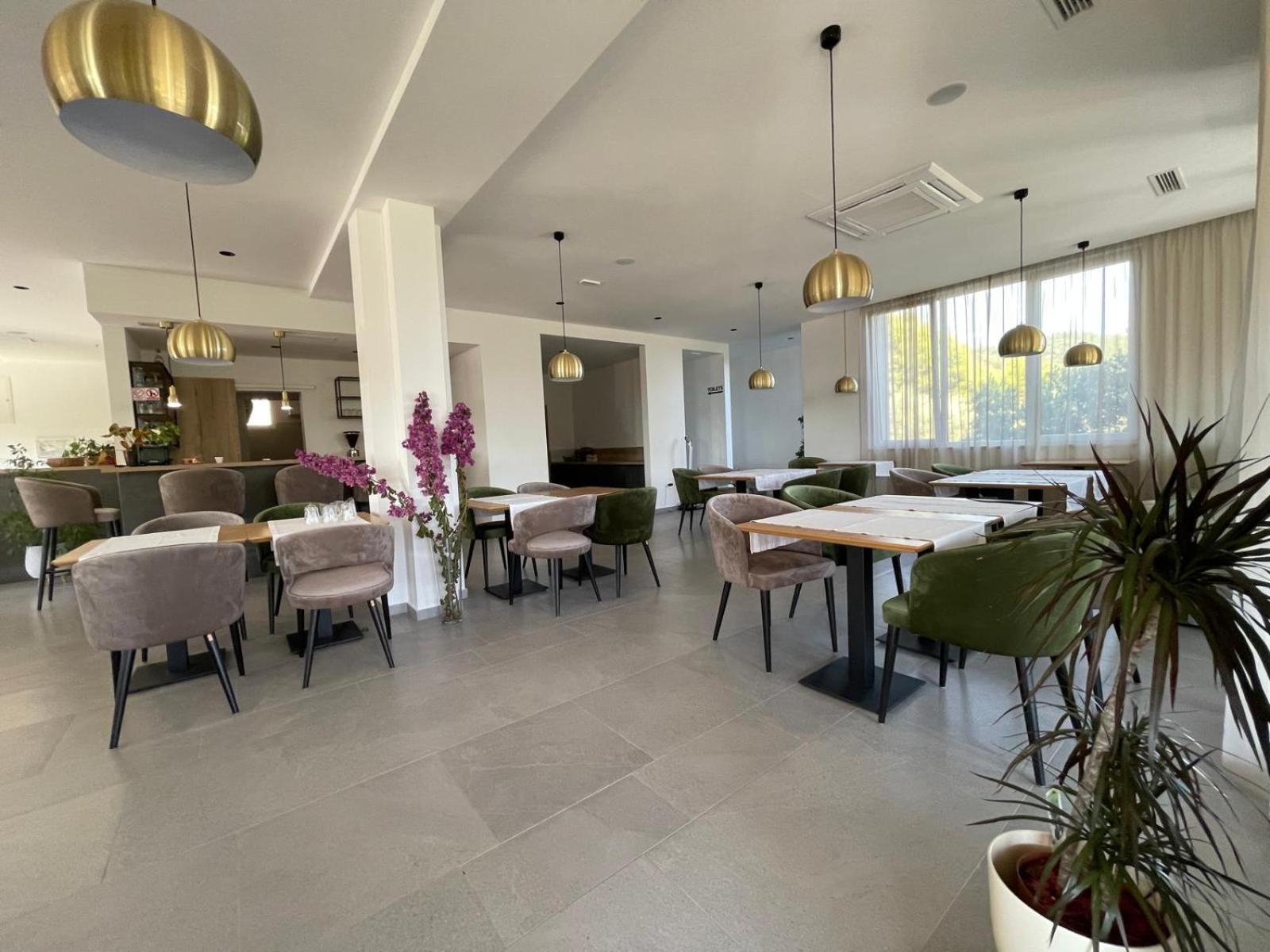 Memori Bed&Breakfast Rab Town Ngoại thất bức ảnh
