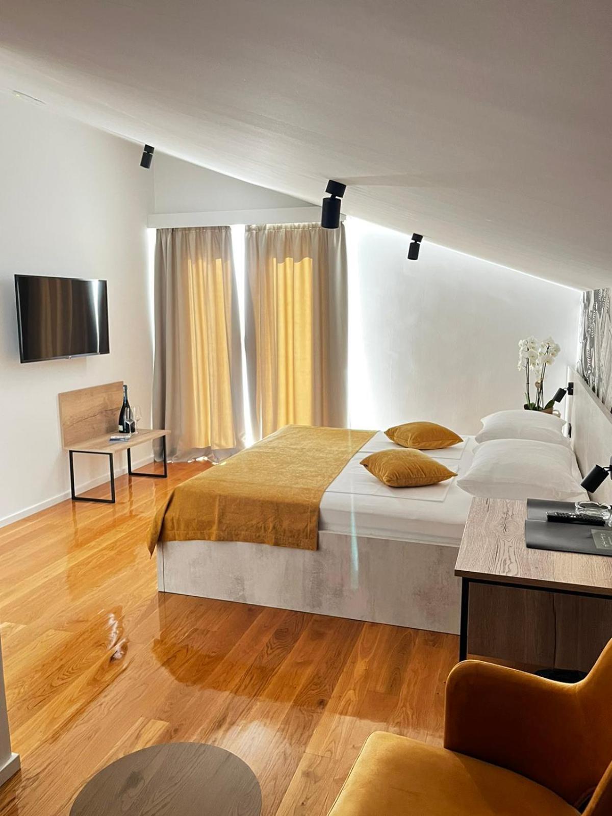 Memori Bed&Breakfast Rab Town Ngoại thất bức ảnh